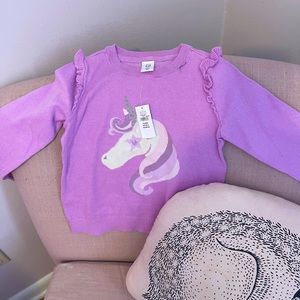 Baby GAP 5 years unicorn sweater new with tags.